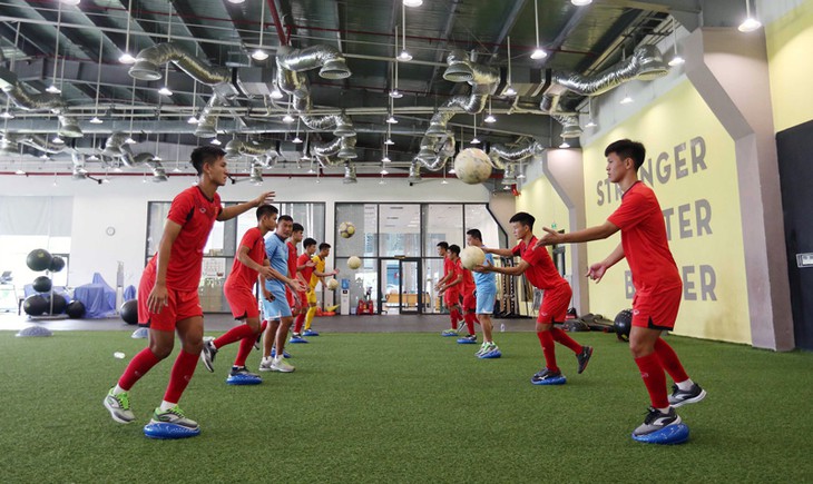 Liên đoàn Bóng đá Việt Nam là thành viên chính thức của Chương trình phát triển bóng đá trẻ cấp cao AFC